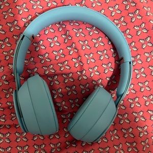 Dr. Dre Solo Pro Beats Matte Collection Light Blue Bluetooth